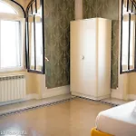 8 Archi Sul Mare Exclusive Sea View דירה בארי