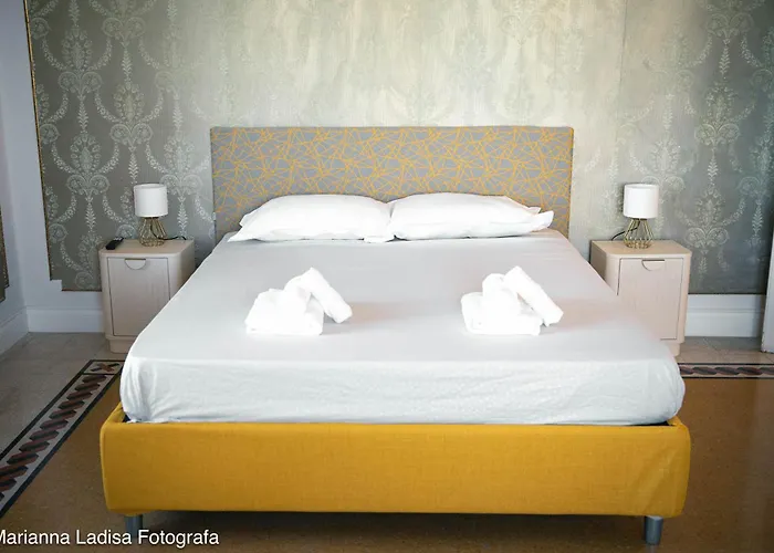 8 Archi Sul Mare Exclusive Sea View * Бари