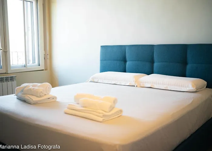 8 Archi Sul Mare Exclusive Sea View * Бари